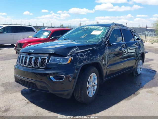 1C4RJEAG2NC155717 Jeep Grand Cherokee Wk Laredo X 4x2