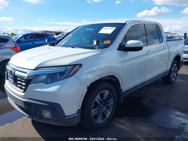 Honda Ridgeline Rtl 2017 5FPYK3F54HB020256 Image 2