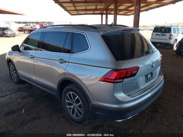 3VV3B7AX4LM055873 Volkswagen Tiguan 2.0t Se/2.0t Se R-line Black/2.0t Sel