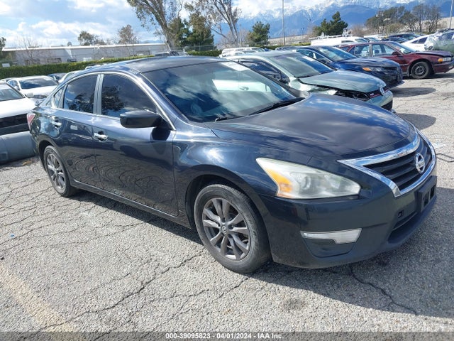 Nissan Altima 2.5 S 2015 1N4AL3AP6FC496508 головне зображення