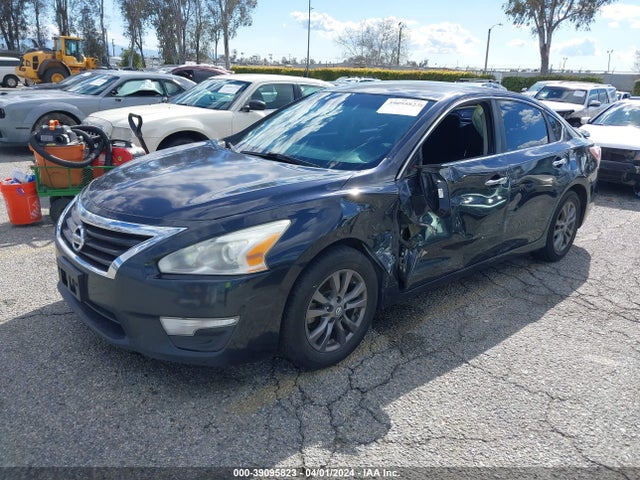 Nissan Altima 2.5 S 2015 1N4AL3AP6FC496508 Image 2