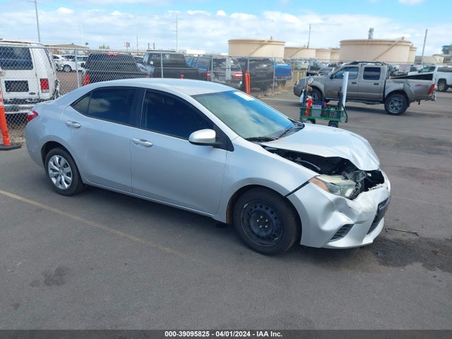 Toyota COROLLA LE 2016 5YFBURHE2GP408663 головне зображення