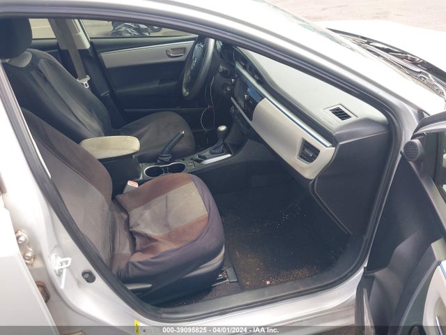 Toyota COROLLA LE 2016 5YFBURHE2GP408663 Image 5