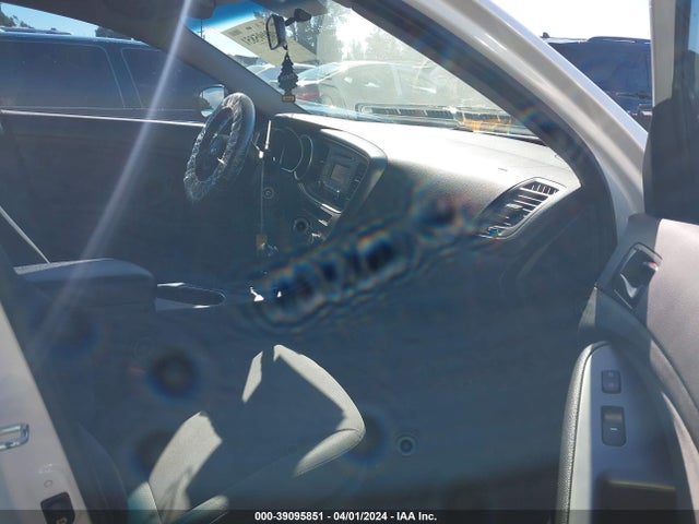 KIA Optima Lx 2015 KNAGM4A72F5601845 Image 5