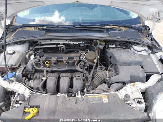 Ford FOCUS SE 2014 1FADP3F22EL132549 Image 10