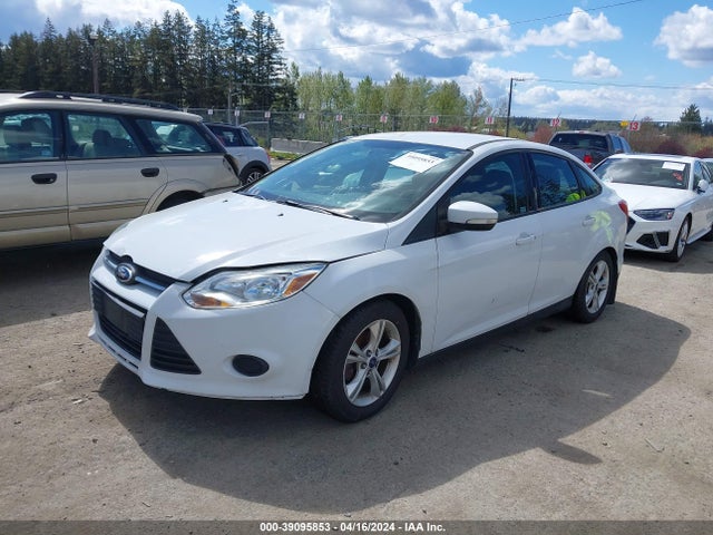 Ford FOCUS SE 2014 1FADP3F22EL132549 Image 2