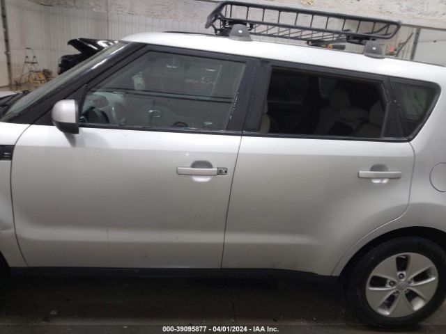KNDJN2A28E7702695 KIA Soul