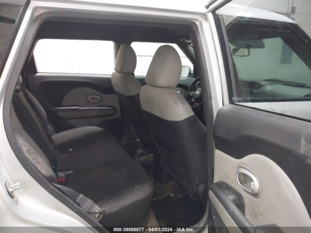 KNDJN2A28E7702695 KIA Soul