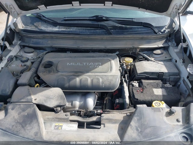 1C4PJMCB2JD505306 Jeep Cherokee Latitude 4x4