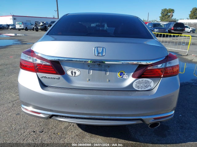 Honda ACCORD LX 2017 1HGCR2F30HA142954 Image 16