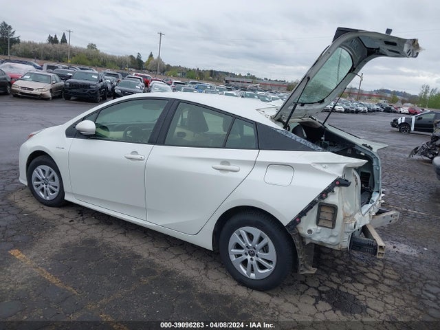 Toyota Prius Two 2016 JTDKBRFU5G3528417 Image 3