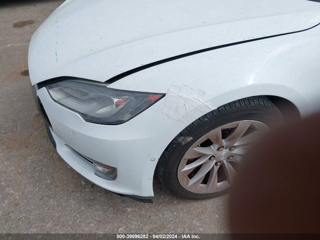 Tesla Model S 60/70/75/85 2016 5YJSA1E12GF134792 Image 19