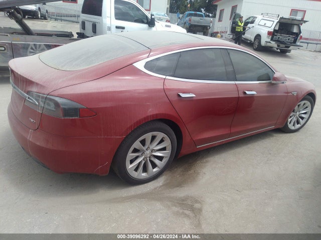 Tesla Model S 60/70/75/85 2016 5YJSA1E15GF148573 Image 4
