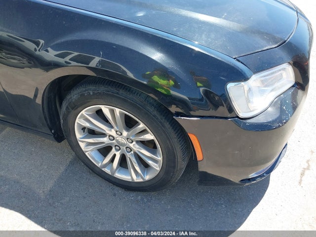 Chrysler 300C 2015 2C3CCAEGXFH887244 Image 6