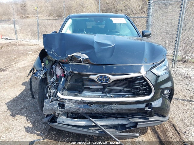Toyota Highlander Hybrid Le 2022 5TDBBRCH7NS103994 Image 12