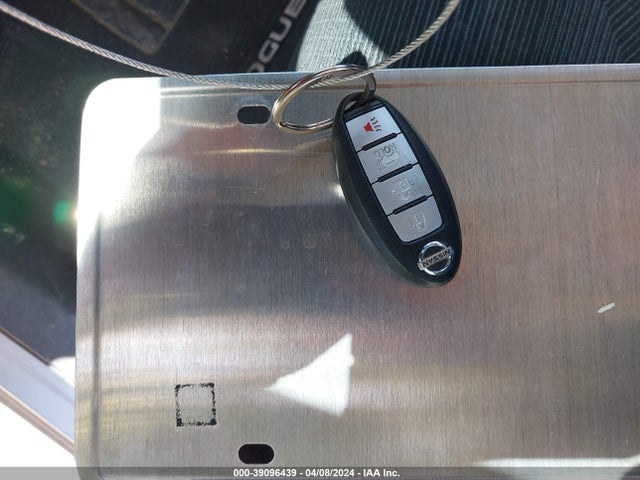Nissan ROGUE SV 2016 JN8AT2MT0GW027836 Image 11