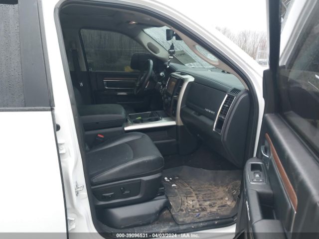 3C6UR5FL9HG748105 RAM 2500 Laramie  4x4 6'4 Box