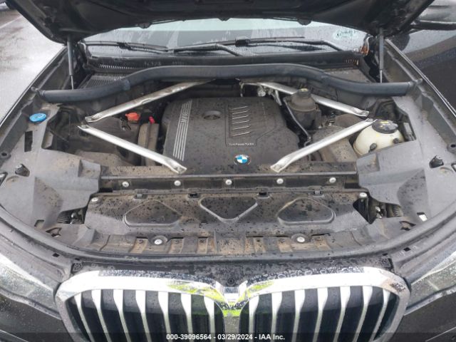 5UXCW2C5XKL083581 BMW 2019