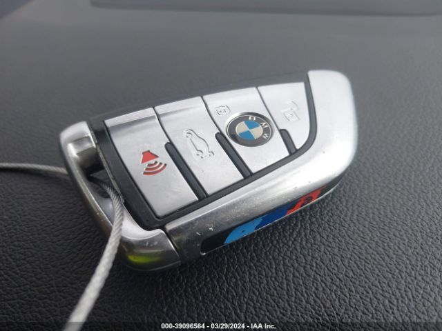 5UXCW2C5XKL083581 BMW 2019