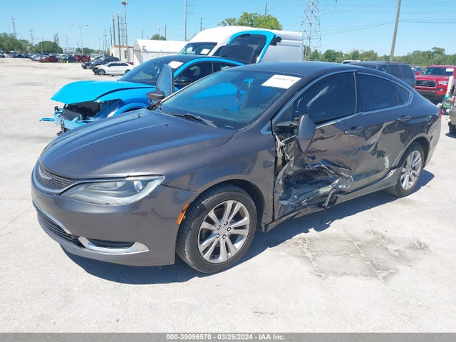 Chrysler 200 Limited 2015 1C3CCCAB3FN681387 Image 2