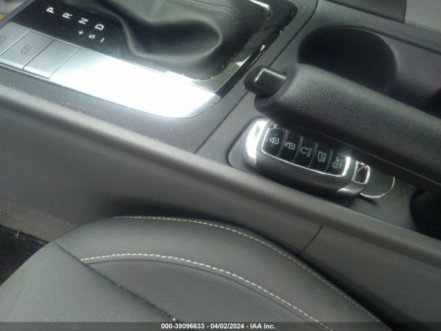 KMHLM4AG8PU451034 Hyundai ELANTRA SEL