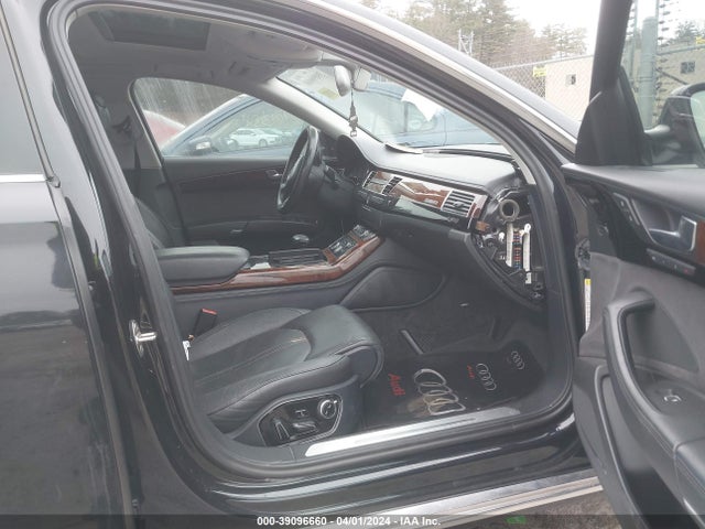 2011 AUDI A8 L WAURVAFDXBN026102 Photo 4
