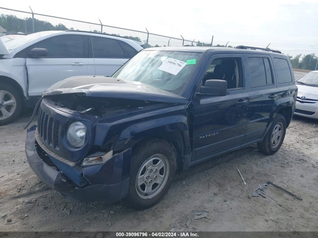 1C4NJPBB2HD158564 Jeep Patriot Sport Fwd
