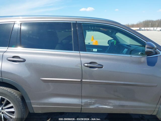 5TDJZRFH0HS378646 Toyota Highlander Xle