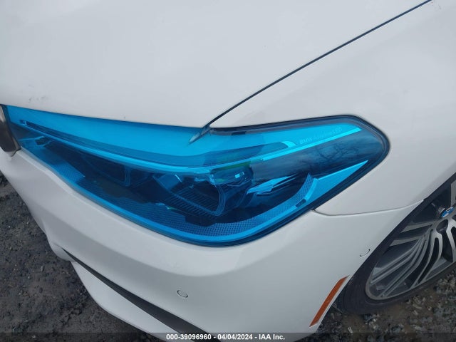 BMW M550i Xdrive 2018 WBAJB9C51JB049656 Image 17