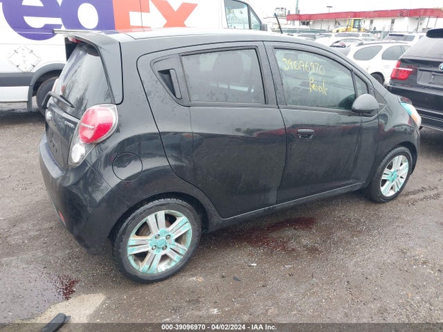 Chevrolet Spark 1lt Auto 2014 KL8CD6S92EC587543 Image 4