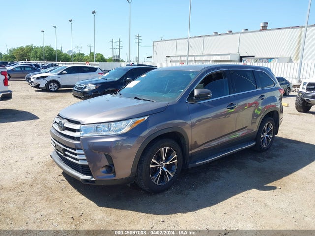 Toyota Highlander Le 2019 5TDZARFH7KS047743 Image 2