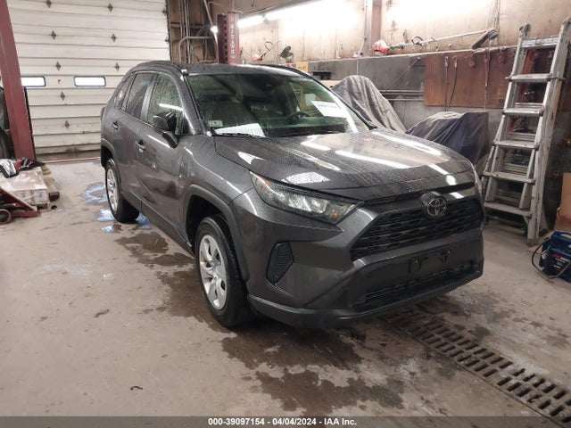 Toyota RAV4 LE 2019 JTMF1RFVXKJ012345 main image