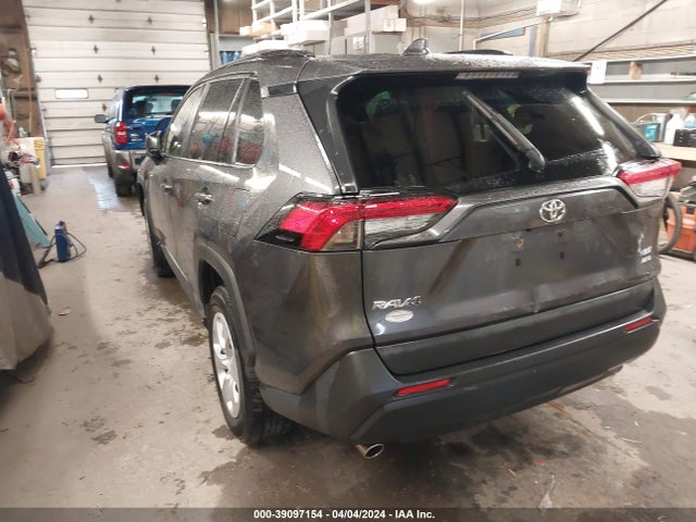 Toyota RAV4 LE 2019 JTMF1RFVXKJ012345 Image 3