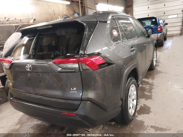 Toyota RAV4 LE 2019 JTMF1RFVXKJ012345 Image 4