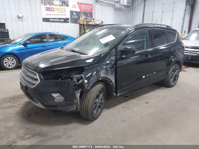 Ford ESCAPE SE 2018 1FMCU9GD3JUA64537 Image 2
