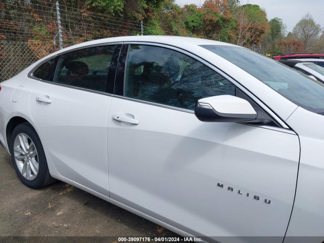 Chevrolet MALIBU LT 2018 1G1ZD5ST8JF198401 Image 13