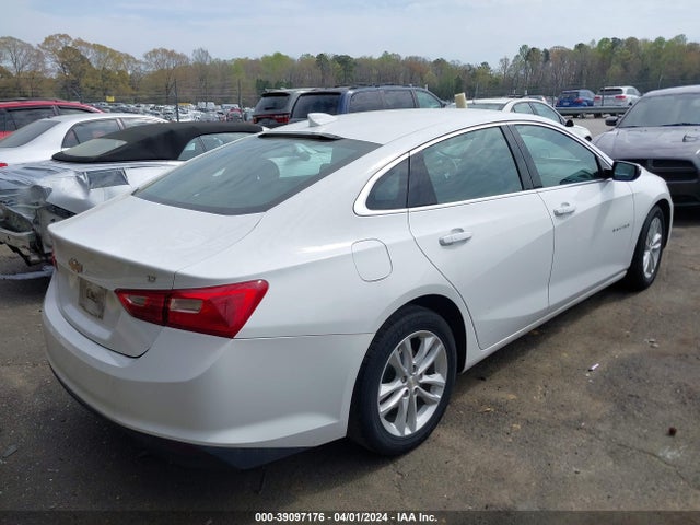 Chevrolet MALIBU LT 2018 1G1ZD5ST8JF198401 Image 4