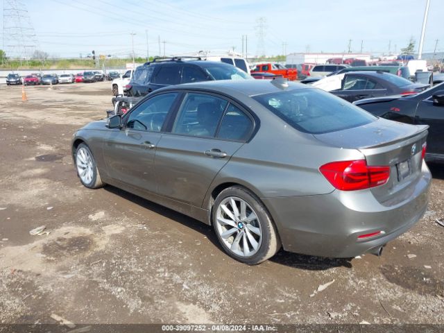 WBA8A3C55GK551240 BMW 320 XI