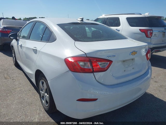 Chevrolet Cruze Ls Auto 2018 1G1BC5SM9J7142751 Image 3