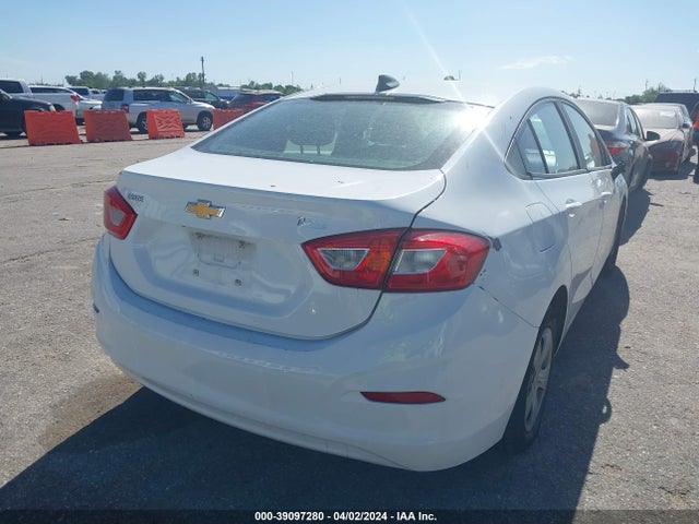 Chevrolet Cruze Ls Auto 2018 1G1BC5SM9J7142751 Image 4