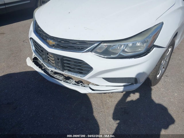 Chevrolet Cruze Ls Auto 2018 1G1BC5SM9J7142751 Image 6