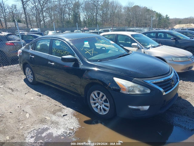 Nissan Altima 2.5 S 2015 1N4AL3AP0FN402045 головне зображення