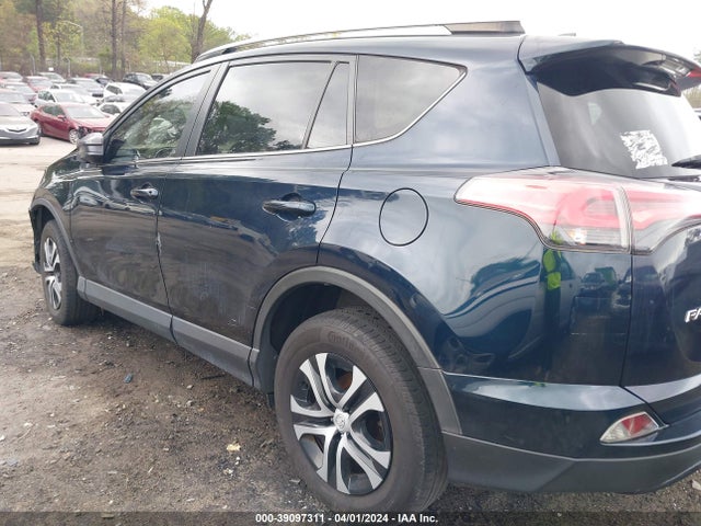 Toyota RAV4 LE 2018 JTMZFREV6JJ746012 Image 14