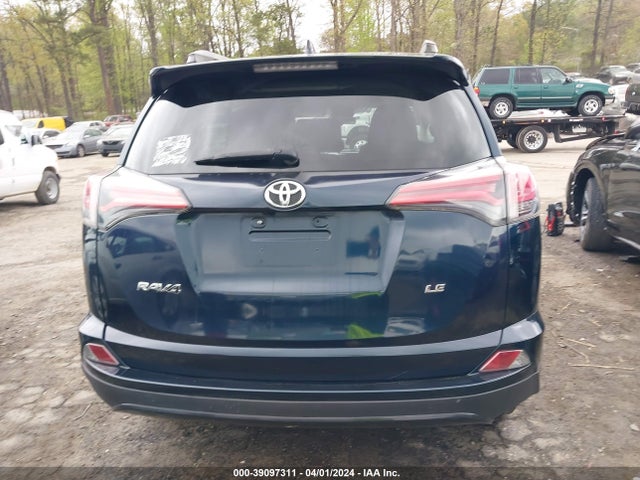 Toyota RAV4 LE 2018 JTMZFREV6JJ746012 Image 16
