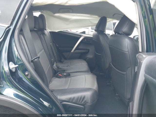 Toyota RAV4 LE 2018 JTMZFREV6JJ746012 Image 8