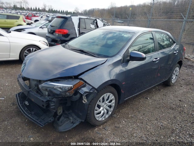 Toyota COROLLA LE 2019 5YFBURHE5KP944466 Image 2