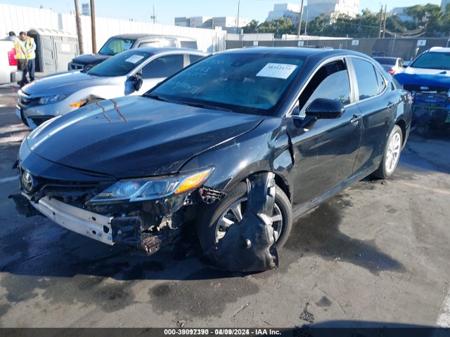 Toyota CAMRY LE 2022 4T1C11AK5NU679291 Image 2