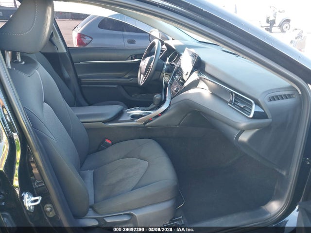 Toyota CAMRY LE 2022 4T1C11AK5NU679291 Image 5