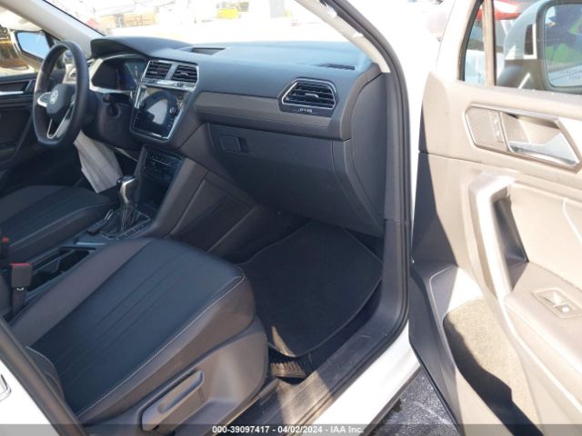 3VV3B7AX9PM002284 Volkswagen Tiguan 2.0t Se
