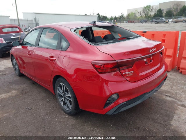 KIA Forte Lxs 2022 3KPF24AD2NE417731 Image 3